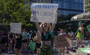 Tribunais dos EUA bloqueiam proibição de aborto em Wyoming e Dakota do Norte