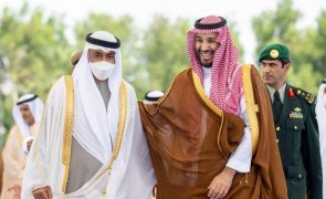 Duas ONG apresentam queixa em Paris contra príncipe herdeiro saudita