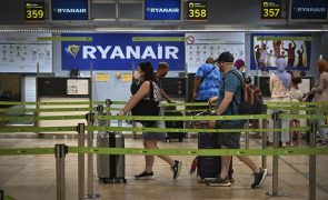 Greves na Ryanair em Espanha cancelaram 319 voos em junho e julho