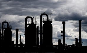 Letónia garante ter gás suficiente para o inverno apesar do corte por Moscovo
