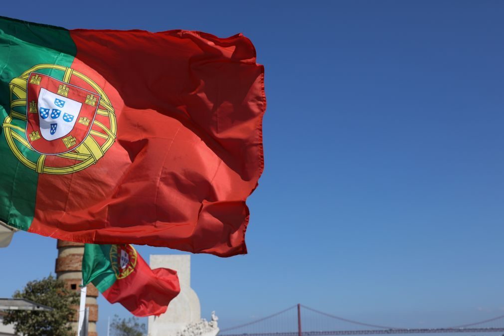 Portugal pagou menos 213 milhões de euros em juros à 'troika' até agosto