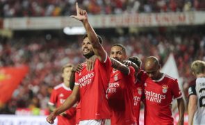 Benfica vence Midtjylland e fica próximo do 'play-off' da Liga dos Campeões