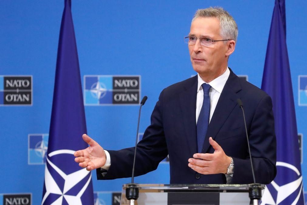 NATO pronta para intervir no Kosovo, avisa Stoltenberg