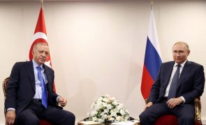 Presidentes turco e russo reúnem-se 6ª feira para discutir Ucrânia e Síria