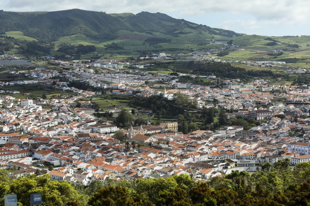 Vulcão de Santa Bárbara na ilha Terceira com níveis de sismicidade acima do normal