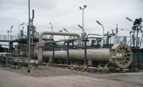 UE adota formalmente meta para redução do consumo de gás até à primavera