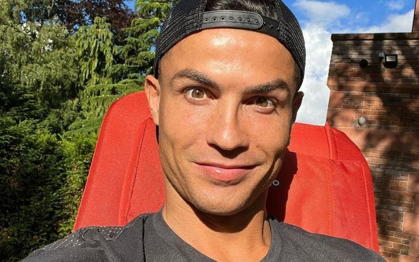 Filho de Cristiano Ronaldo marca golos e celebra como o pai