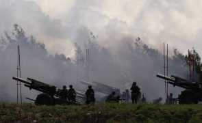Taiwan inicia exercício militar com uso de fogo real a simular ataque da China