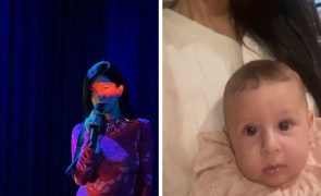 Ana Moura Mostra novas imagens do rosto da bebé durante brincadeiras (vídeos)