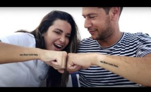 Bruna Gomes faz tatuagem muito especial a Bernardo Sousa