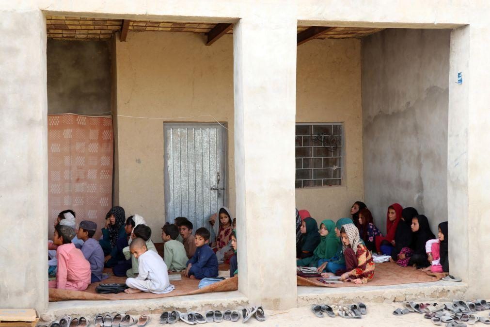 Afeganistão vive uma crise de direitos das crianças - Unicef