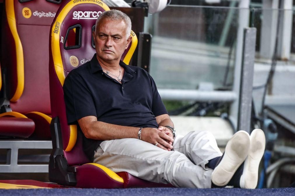 José Mourinho aplaude reforços da Roma, mas diz que não é candidato ao título