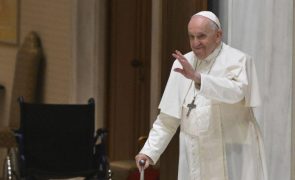 Autoridades ucranianas convidam Papa a visitar Bucha
