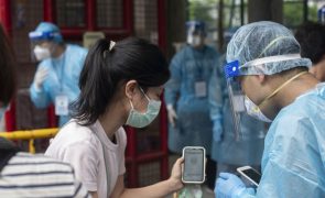 Covid-19: Macau deixa de exigir vacinação a quem chega do estrangeiro, mas mantém quarentenas