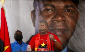 Angola/Eleições: Candidato do MPLA diz que rompeu tabus e atira promessas para reconquistar o voto
