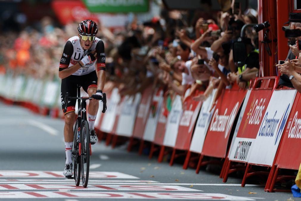 Vuelta: Marc Soler vence quinta etapa, Rudy Molard novo líder da geral