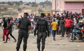 Angola/Eleições: UNITA pede calma aos apoiantes mas diz ter dados que lhe podem dar a vitória