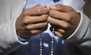 Católicos portugueses alertam para Igreja 