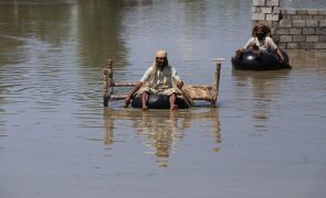Monções no Paquistão são as mais graves em 30 anos