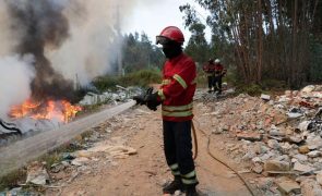 Fogo em Valongo com mais de 200 bombeiros está em fase de resolução