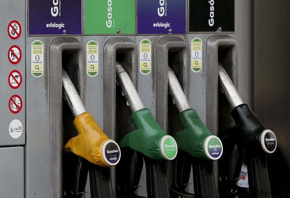 Bruxelas nega evidência de concertação de preços de combustíveis em Portugal