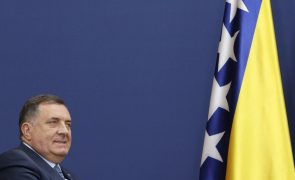 Líder sérvio bósnio diz que espera momento oportuno para avançar com secessão