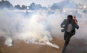 Pelo menos 50 civis mortos em abril em operação do exército maliano e 