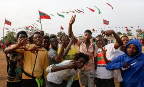 Angola/Eleições: ONG denuncia violência policial e detenções de jovens e ativistas