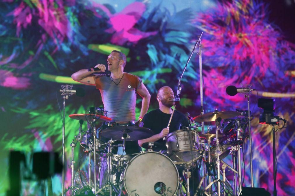 Dois detidos por especulação de bilhetes para concerto dos Coldplay