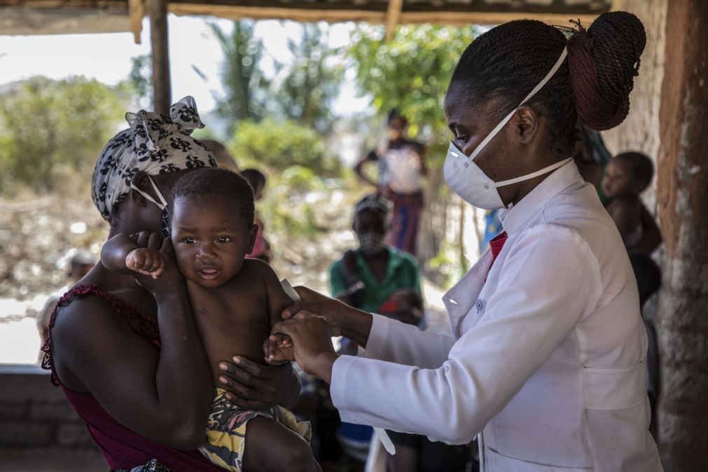 Covid-19: Moçambique já tem mais de 1,3 milhões de vacinas para crianças