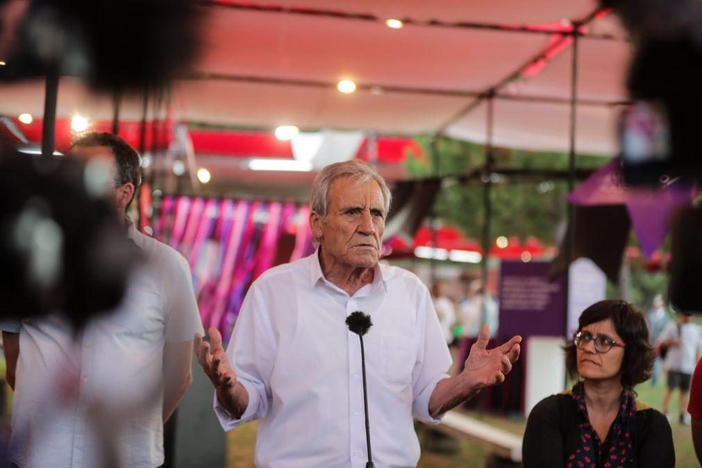 Avante!: Jerónimo desafia Governo a ser mais ambicioso no apoio às famílias