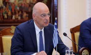 Grécia diz que vai informar NATO sobre ameaças turcas 