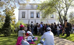 PM abre jardins de São Bento para assinalar 200 anos da independência do Brasil