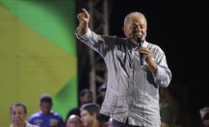 Brasil/Eleições: Lula da Silva confiante na vitória à primeira volta