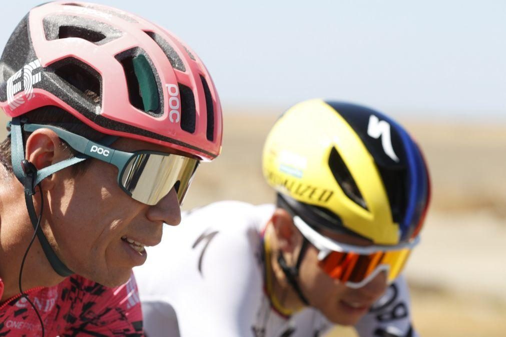 Rigoberto Urán vence 17.ª etapa, Remco Evenepoel segue líder da Vuelta