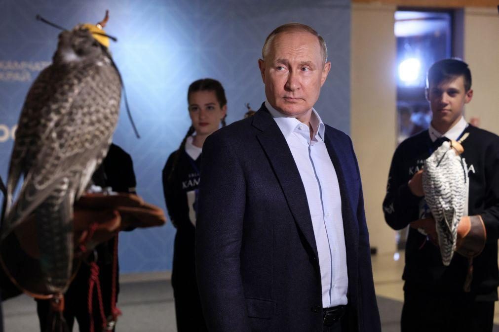 Partido de Putin propõe referendos de anexação de territórios a 04 de novembro