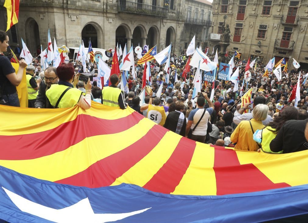 Polícia fechou mais de metade das 2.300 assembleias de voto na Catalunha