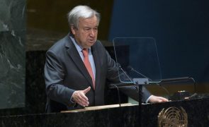António Guterres homenageia Isabel II e a sua 