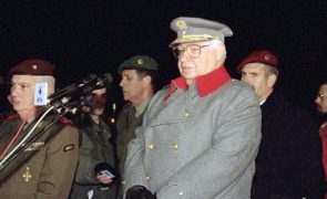 Morreu antigo chefe do Exército Cerqueira Rocha