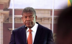 Óbito/Isabel II: Presidente angolano destaca 
