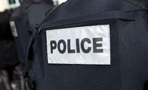 Polícia francesa resgata 38 imigrantes amontoados num furgão com destino a Portugal