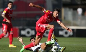 Benfica segura liderança ao somar em Famalicão a sexta vitória na I Liga