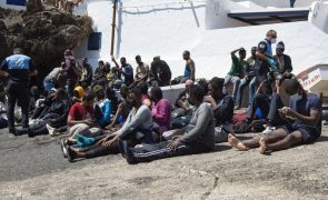 Mais de 400 imigrantes intercetados hoje a tentar entrar em Espanha