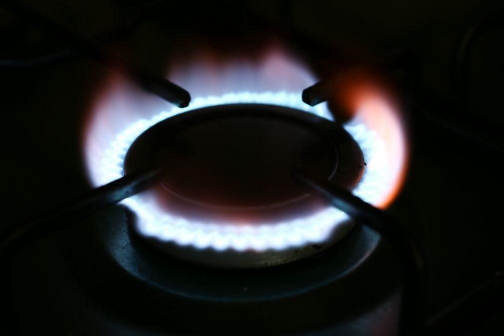 Bruxelas quer redução de 5% no consumo da luz para baixar preço do gás
