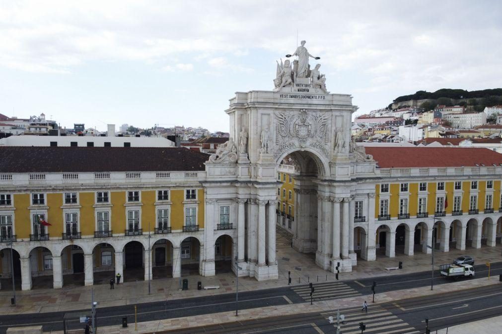 Média diária de casos de covid-19 atinge o valor mais baixo do ano em Portugal