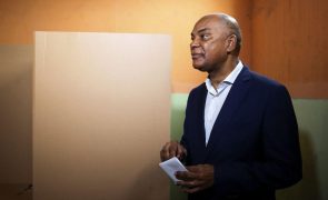 Angola/Eleições: UNITA falta à investidura do PR mas deputados tomam posse sexta-feira