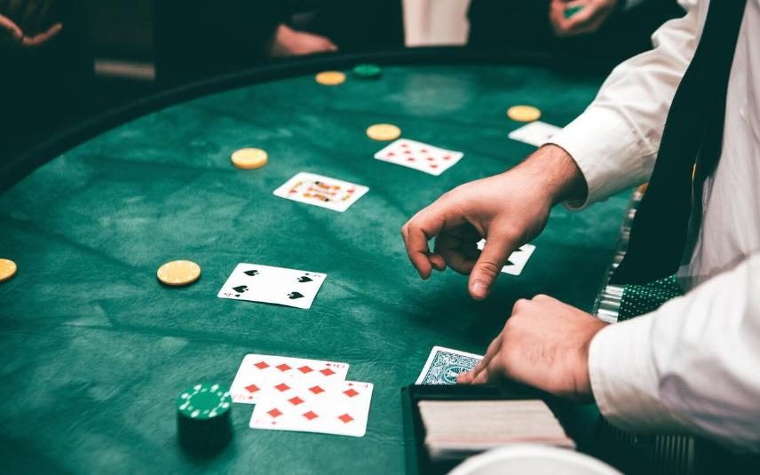 Blackjack faz 582 anos em 2022: como se joga, de onde veio e para onde vai?