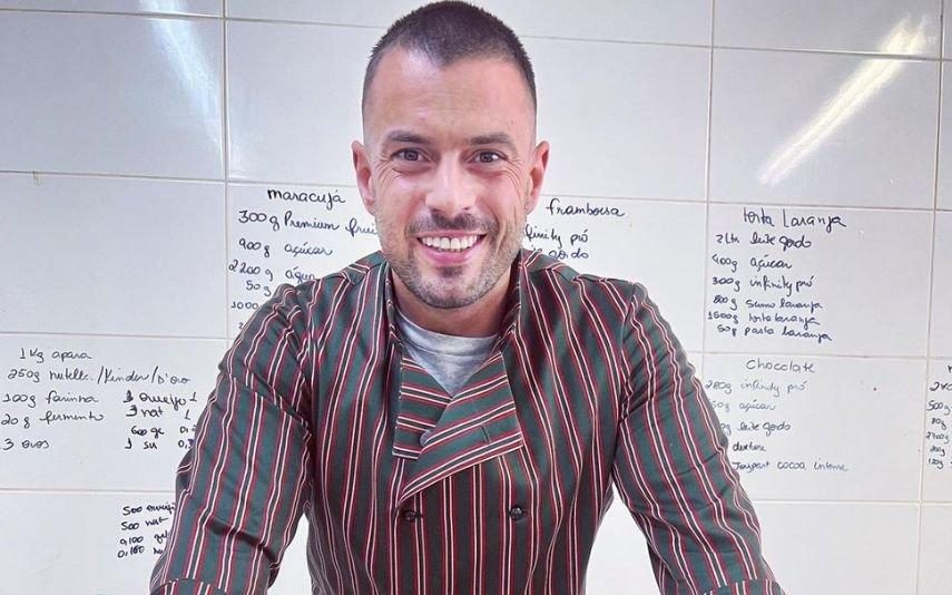 Marco Costa mostra nova tatuagem: