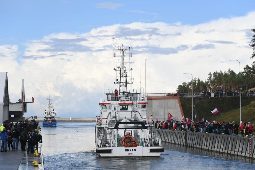 Polónia inaugura canal de acesso ao Báltico sem passar por águas territoriais russas