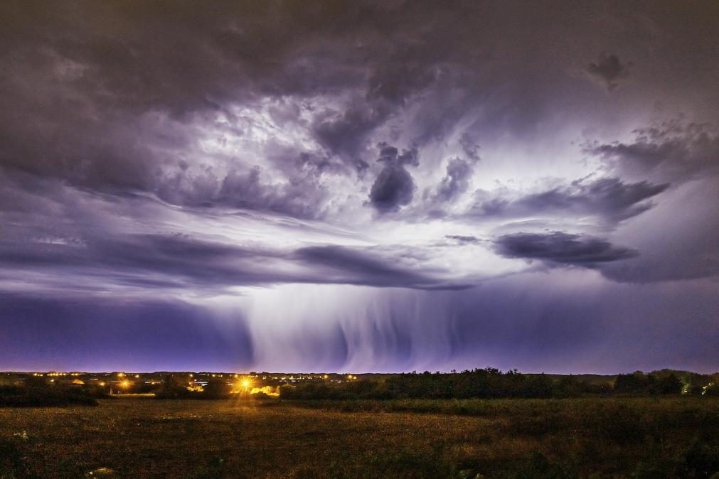 Previsão do tempo para hoje aponta possibilidade de chuva e trovoada